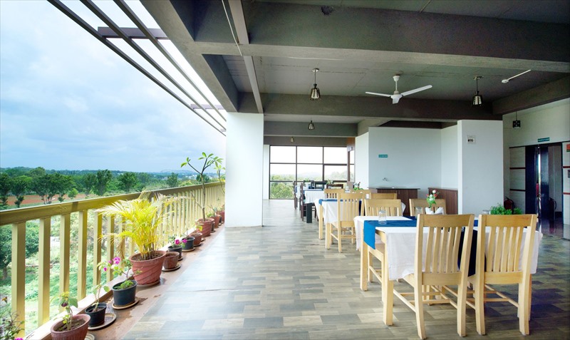 FabHotel IWE Studio