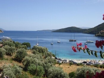 Poros Beach