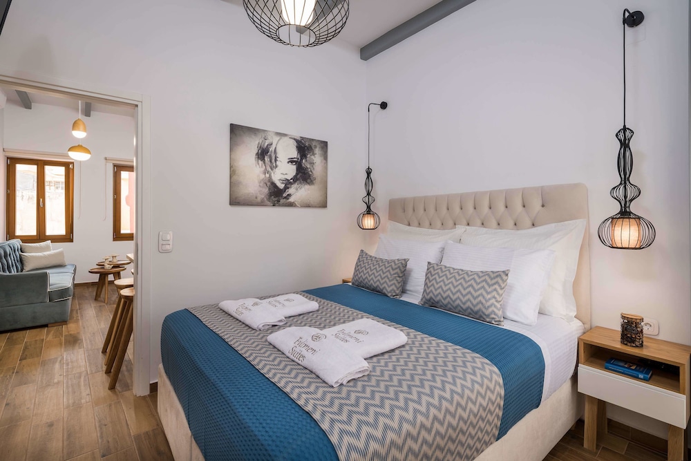 Evlimeni Suites