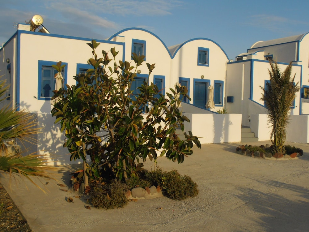 Paradisos Oia