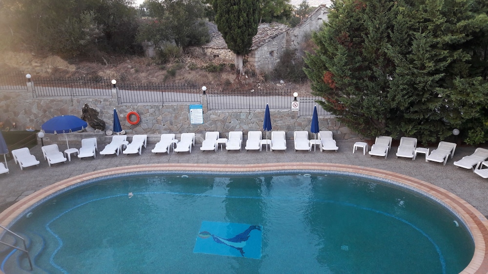 Hotel Megara