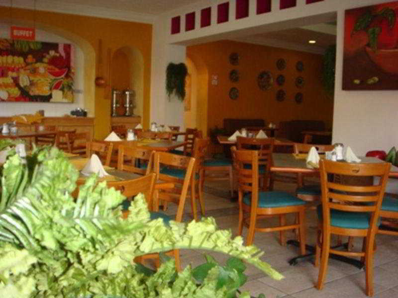 Hacienda Monterey