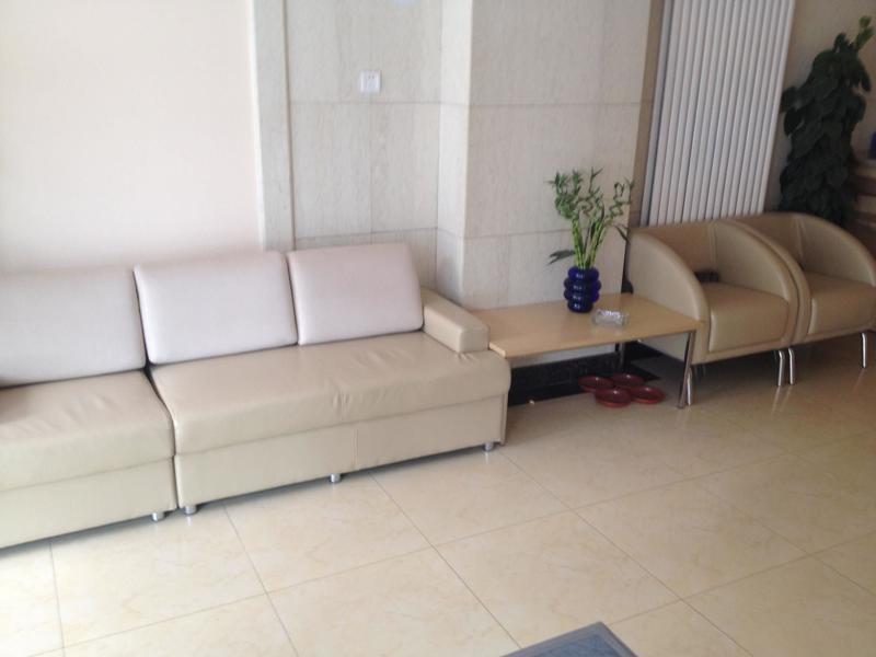 Yinzuo Jiayi Hotel Qingdao Hangzhou Road Bus Stati