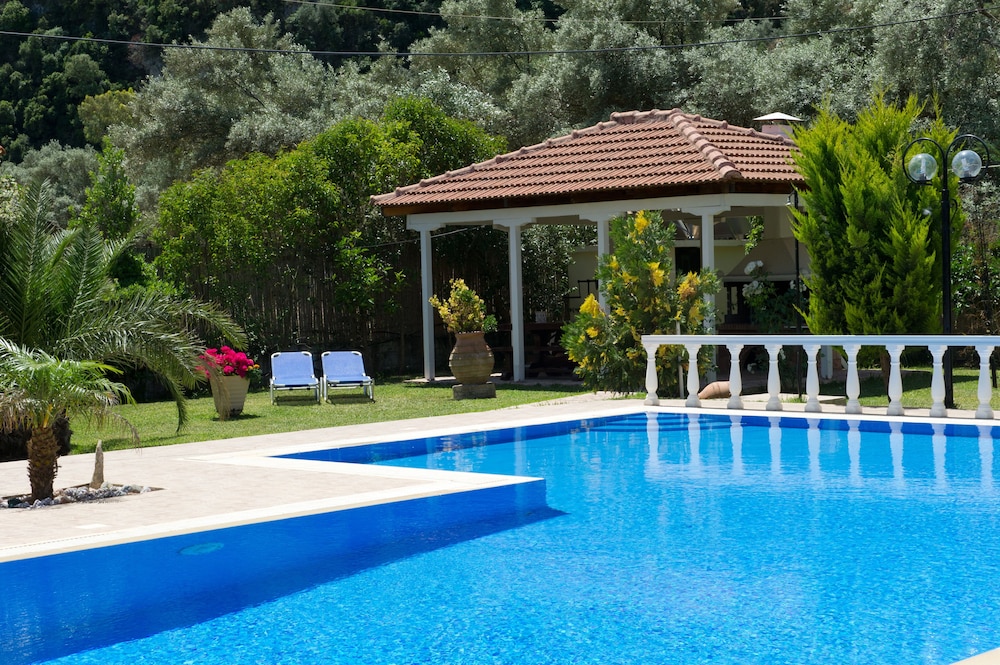 VILLA DIMITRIS APARTMENTS & BUNGALOWS