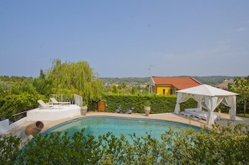 Bozis Private Pool Villa, Siviri Kassandra, Kassandra Гърция