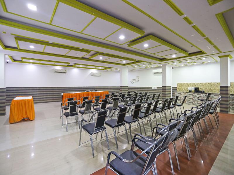 OYO 9955 Hotel Swaruchi Palace