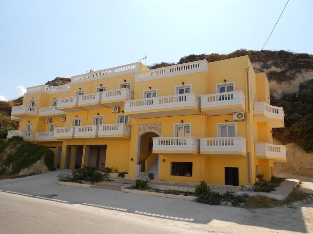 KALYVES BAY SEASIDE APARTMENTS