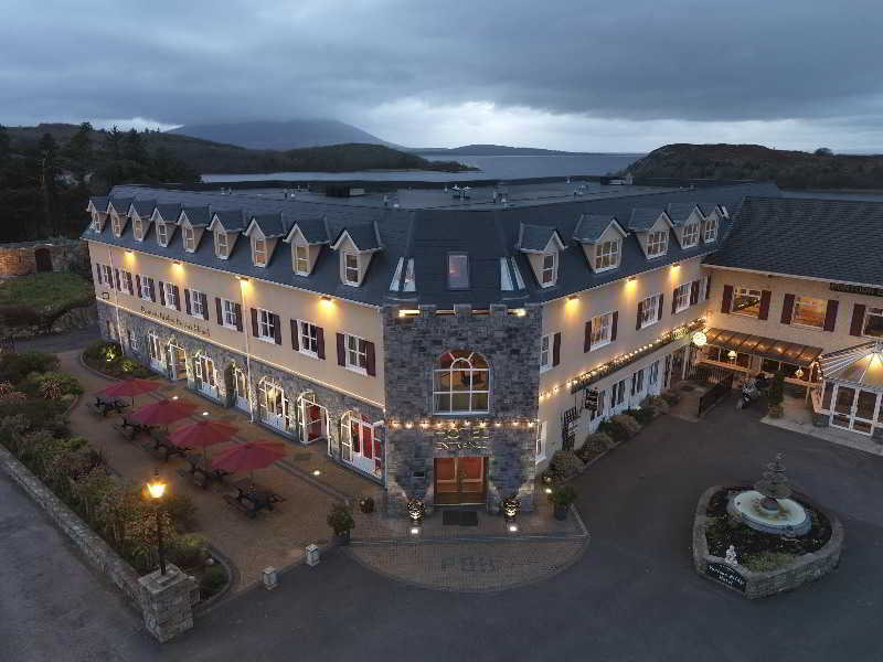 Hotel Pontoon Bridge