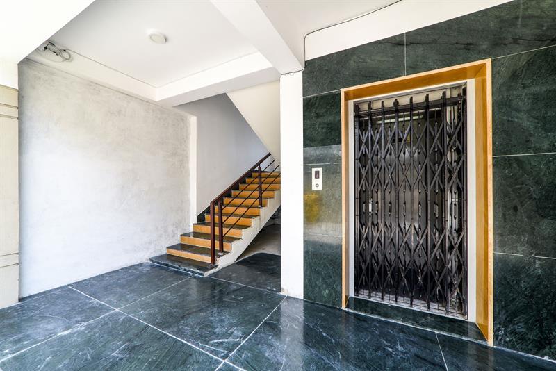 FabHotel Limestone AURA