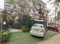 OYO Premium DLF Plaza